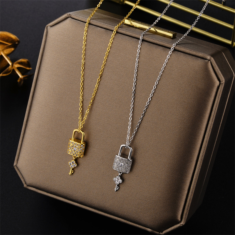 Netizen minimalistisch temperament, titanium stalen ketting met sleutelvergrendeling, vrouwelijk niche-ontwerp, ongevoeligheid, lichte luxe en_voghion.com