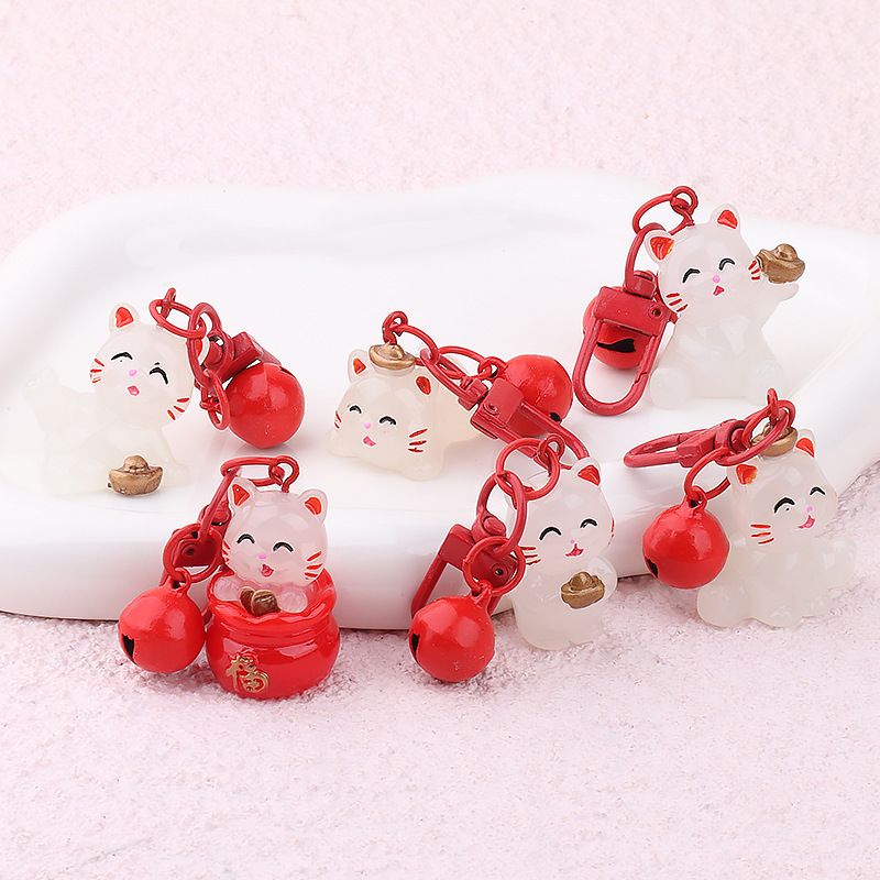 Ciondolo luminoso per auto a forma di gatto, squisito portachiavi portafortuna con decorazione per zaino e simpatico cartone animato femminile_voghion.com