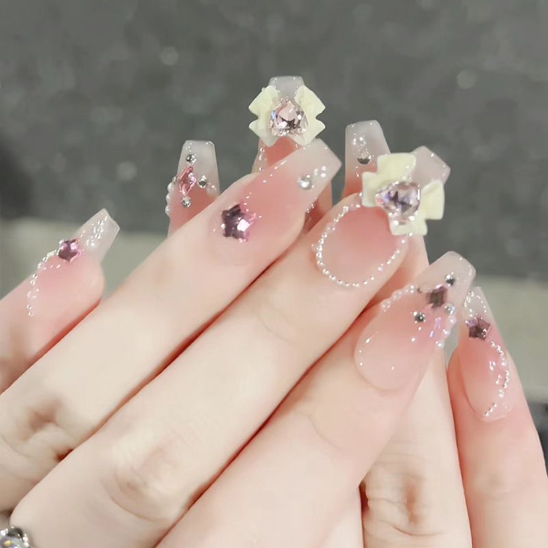 Französische Handarbeit mit süßem Aufnäher, Liebesschleife, Knoten, abnehmbares Nagelpanel, fertig, 10 Stück in der Größe_voghion.com