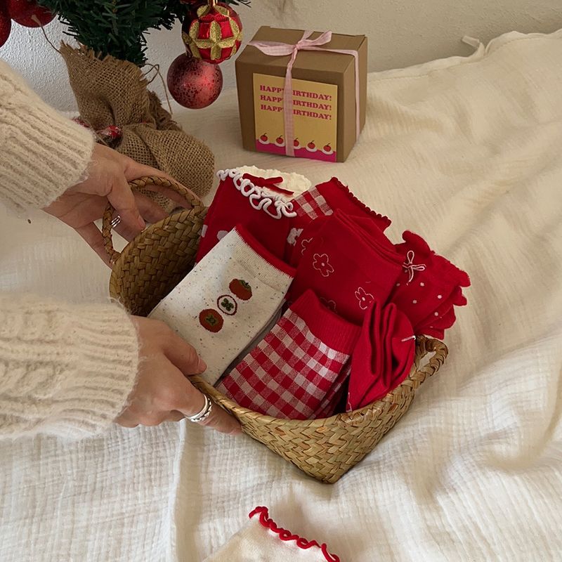 Festive Atmosphere Red Socks Women's Medium Tube Socks Autumn And Winter Piled Cotton Socks Big Red Socks_voghion.com