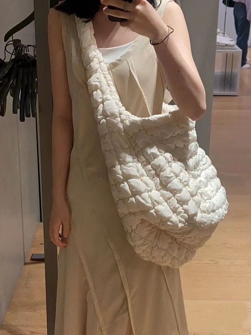 Gesteppte große Kapazität Multifunktionale Feder Schultertasche Fashion Hundred Casual Daily_voghion.com