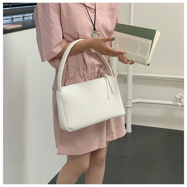 Underarm Bag Women's 2023 New French Niche High-end Hand-held Shoulder bag net red hot style foreign style small square bag_voghion.com