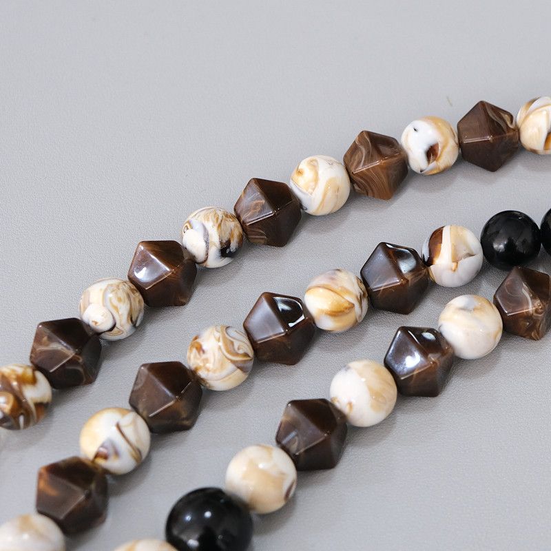 Fashion Vintage Handmade Color-Block Brown Resin Bag Handheld Acrylic Bead Chain_voghion.com