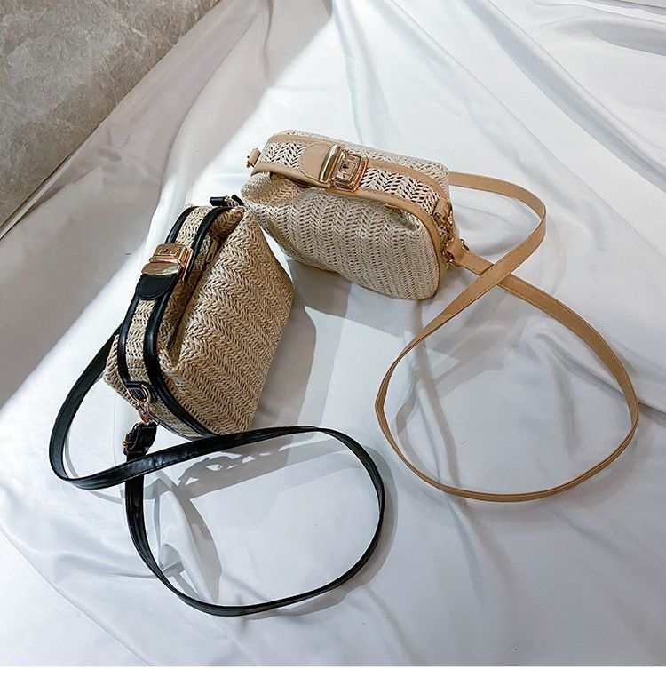 Borsa a tracolla piccola in paglia tinta unita da donna in stile classico elegante con chiusura a chiusura quadrata Borsa a tracolla Borsa in paglia_voghion.com