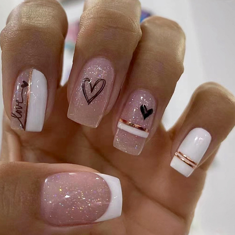 24 pezzi di unghie finte francesi con glitter bianco con design d'amore nero, punte quadrate di media lunghezza, false e indossabili, pres_voghion.com