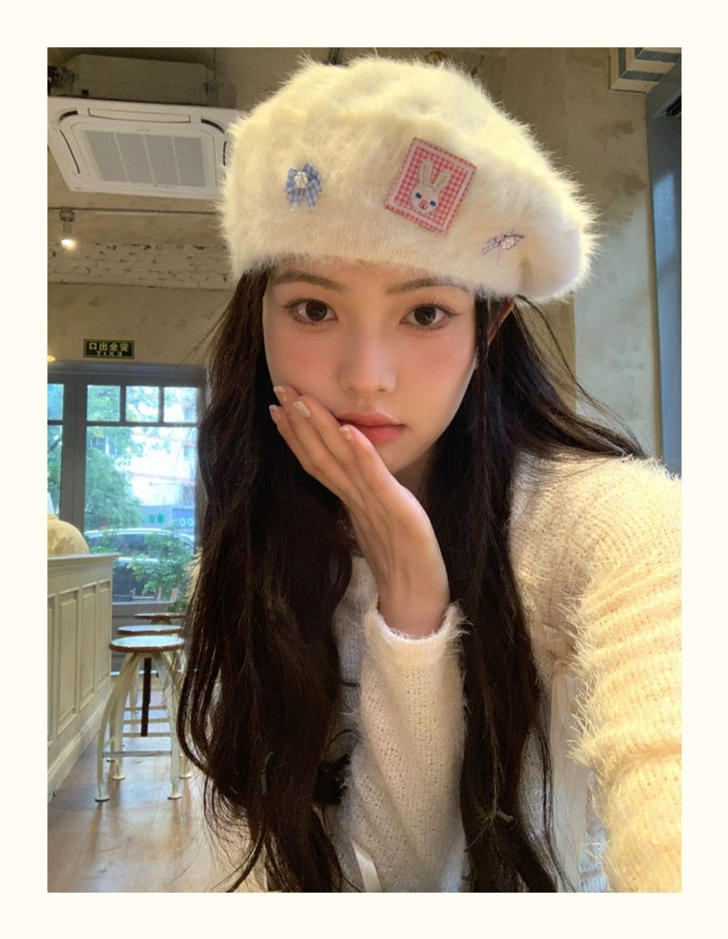 Korean Version Of Rabbit Hair Beret With Reverse Front Facing Hat, White Female Winter Big Head Circumference, Sweet And_voghion.com