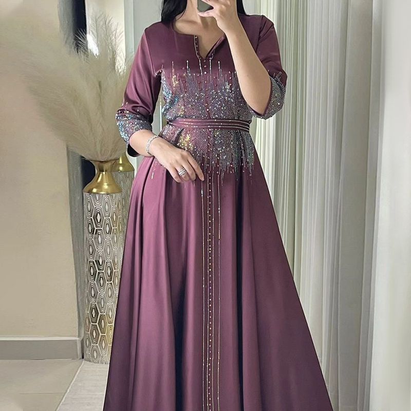 XQY500247 Vestido muçulmano marroquino com rosto forjado para o Oriente Médio, vestido árabe de Dubai, vestido de noite luxuoso e moderno com diamantes_voghion.com