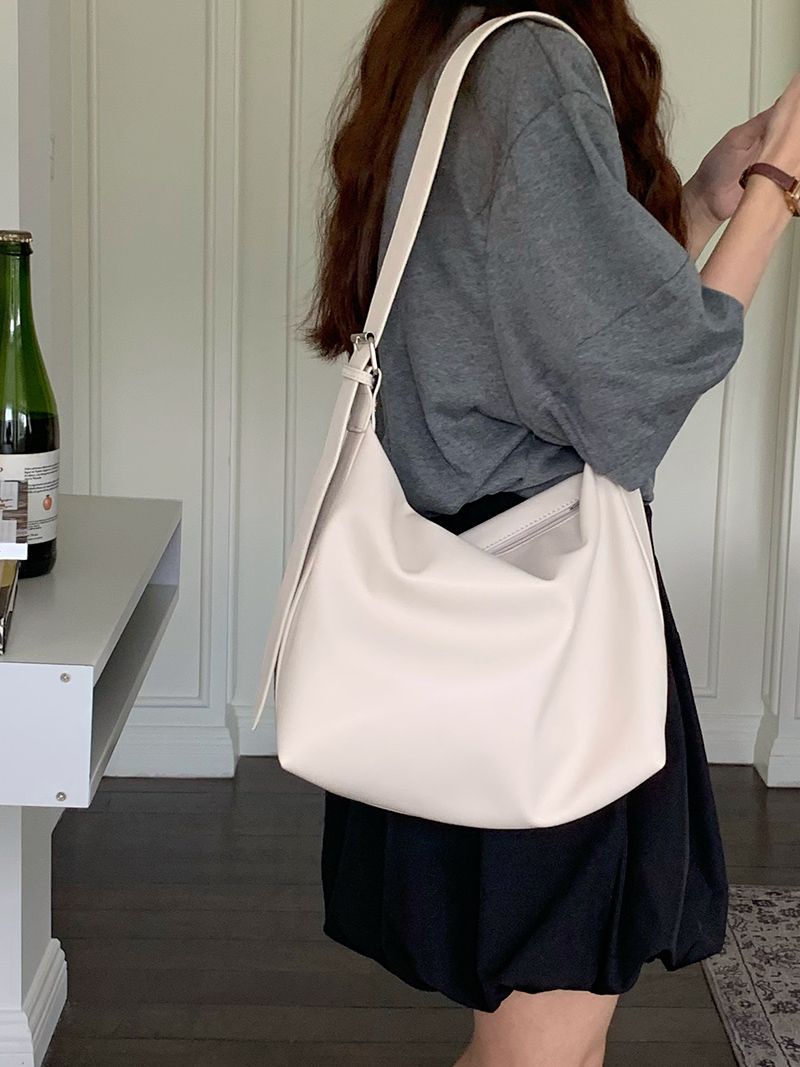 Taschen, Pendler, Freizeit, modische und minimalistische Sommer-Umhängetasche für Mädchen mit großem Fassungsvermögen für berufstätige Frauen 2024_voghion.com