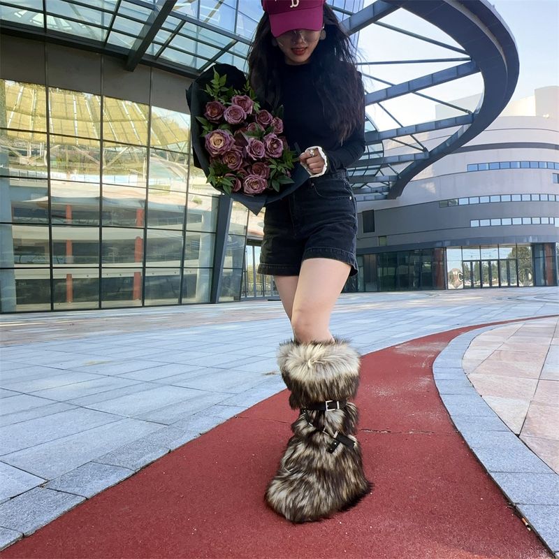 Botas de invierno con plataforma plana estilo punk para mujer, con tachuelas y piel sintética: antideslizantes, cálidas y a la moda (varios colores y tallas disponibles)._voghion.com