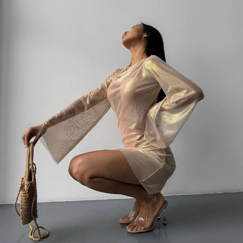 Vestido sexy de manga larga con microcuerno y perspectiva de temperamento a la moda con estampado en caliente de malla de viento y otoño para chica._voghion.com