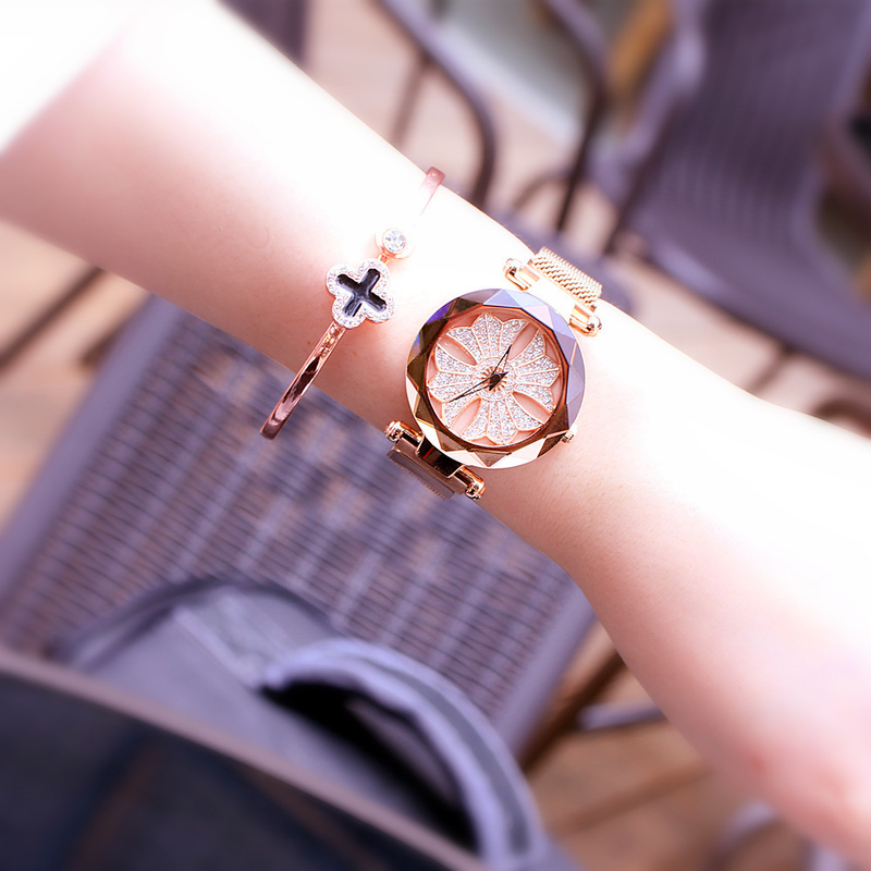 New Time Running Diamond Inlaid Fashion Trend Waterproof Magnetic Tape Women's Watch_voghion.com