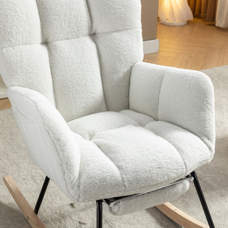 009B Fauteuil à bascule rembourré en tissu tissé Teddy blanc avec pouf dissimulé_voghion.com
