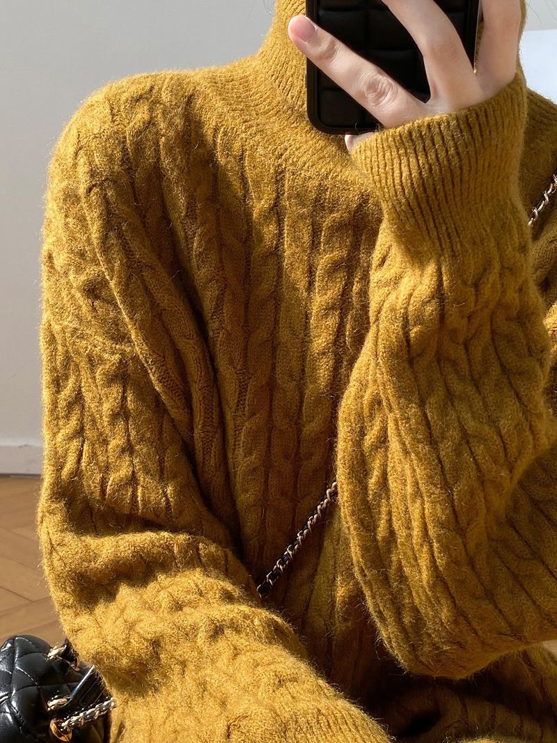 Vêtements pour femmes Nouvelle robe pull de style paresseux d'automne et d'hiver torsadée droite simple ample au-dessus du genou col à poils bas longue robe tricotée_voghion.com