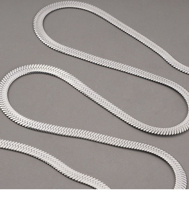 European And American Trendy Niche Items Blade Chain Light Luxury Non-Fading Necklace_voghion.com