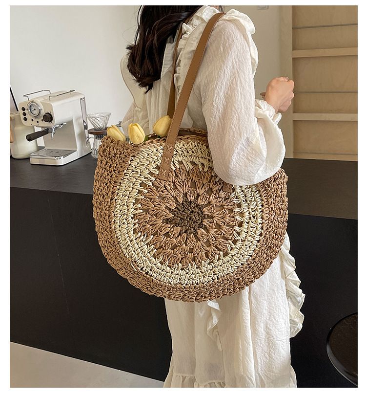 Bolso grande de paja con cremallera redonda para vacaciones en la playa con bloques de color de paja para mujer_voghion.com