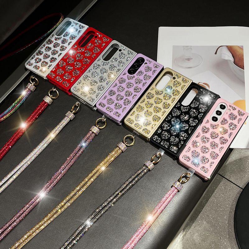 For Samsung Galaxy W22 W23 W24 Z Fold 3 4 5 Luxury Diamond Heart Strap Chain Phone Case Cover_voghion.com