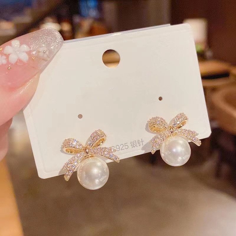 Orecchini giapponesi e coreani squisiti con fiocco di perle e diamanti, semplici e versatili, alla moda, piccoli, per donna._voghion.com