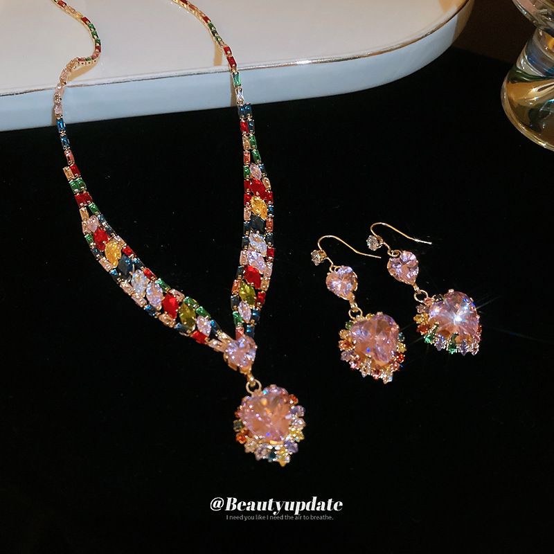 Set di orecchini con ciondolo a forma di cuore in zircone, squisito, super scintillante, elegante e alla moda, con catena per clavicola, leggero e lussuoso._voghion.com