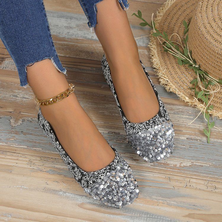 2025 New Evening Style Water Diamond French Flat Single Women's Pointed Grandma Shoes 41-43_voghion.com