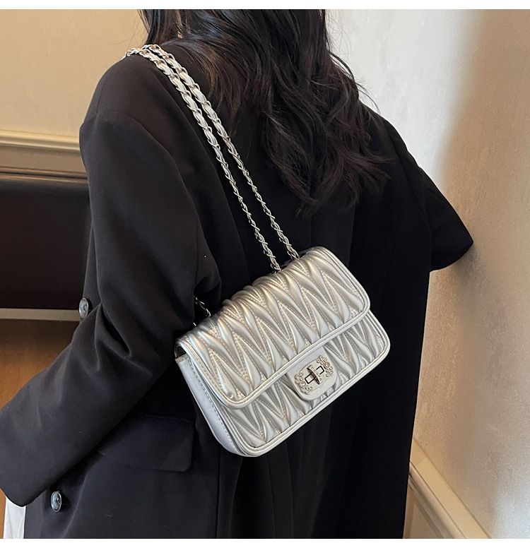 High-end Chain For Women 2025 Autumn New Fashion Simple Casual Single Shoulder Small Square Office Crossbody Bag_voghion.com