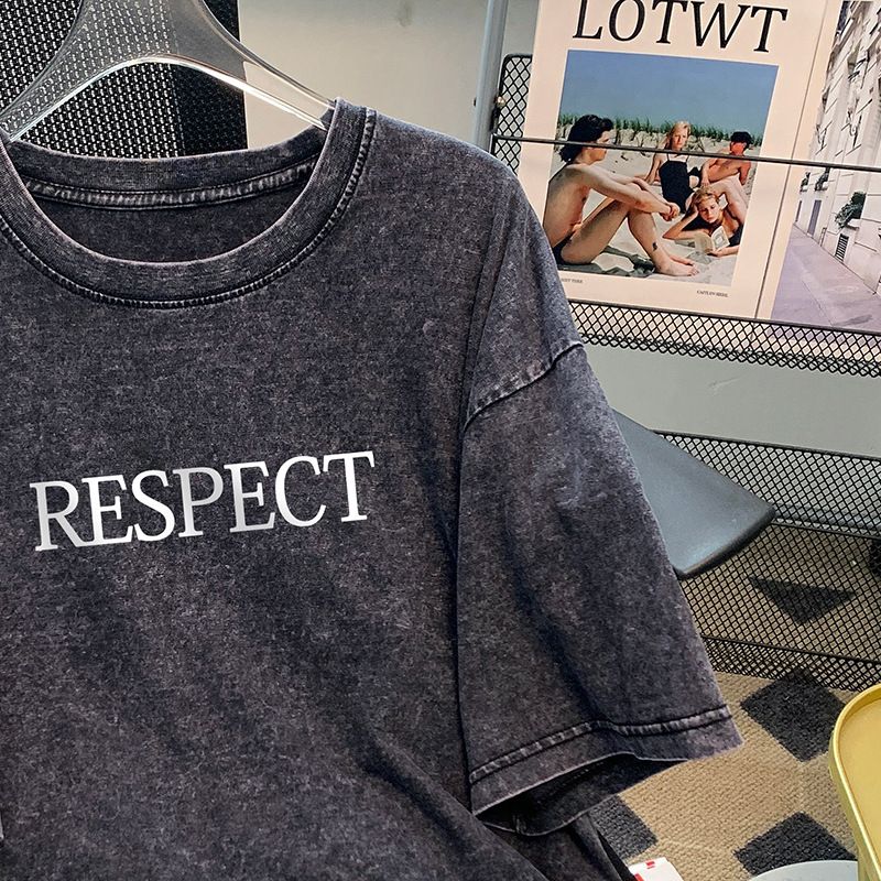 Women's Clothing retro washed black distressed heavyweight short sleeved T shirt for men and women summer high street fashion design niche T shirt_voghion.com