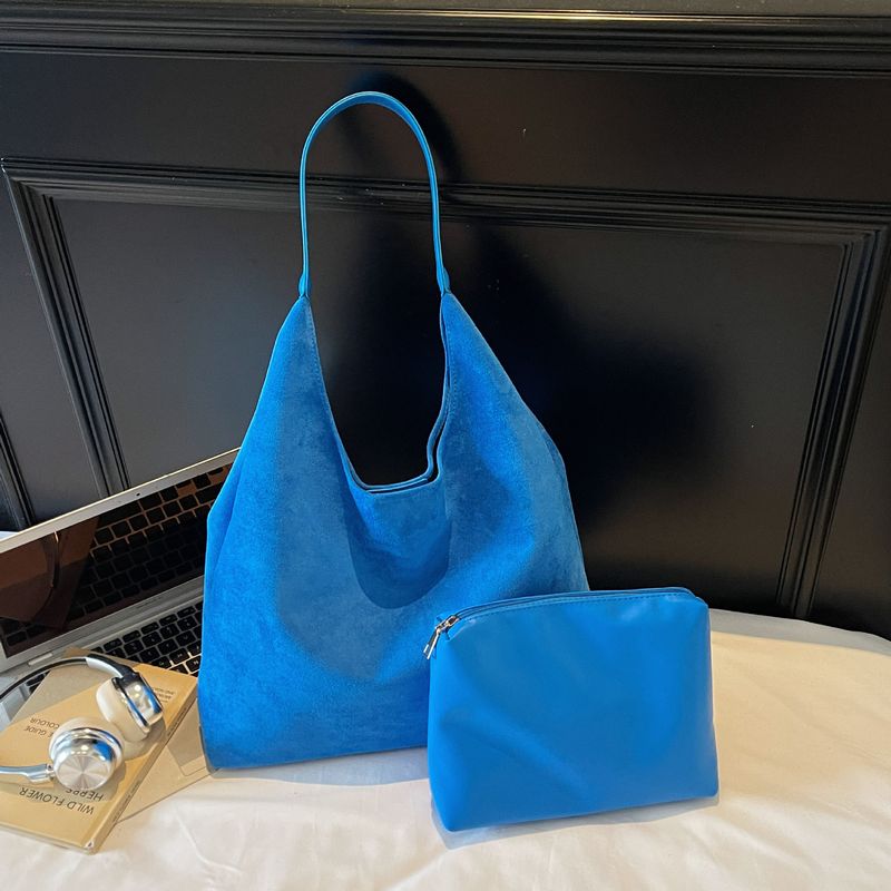 Retro Matte Big Bag Women's 2025 New Autumn And Winter Large-capacity Shoulder Bag, High-end Sense Of Commuting To Work Tote Bag_voghion.com