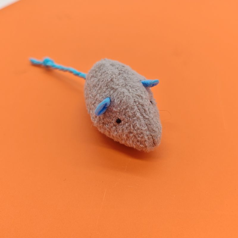 Simulazione di topo di peluche per animali domestici, piccolo topo, giocattolo per gatti con erba gatta, resistente ai graffi, giocattolo per gatti auto-allungante_voghion.com