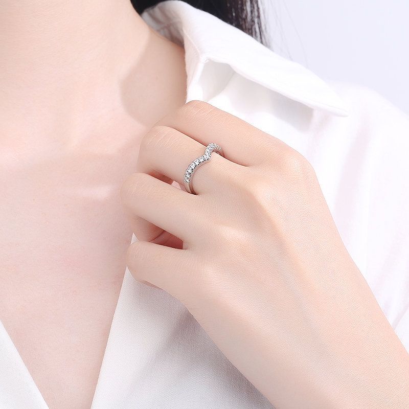 Personalità minimalista, elegante, moda, zircone a forma di V, moissanite, leggero, lusso, impilabile, regolabile, dito_voghion.com