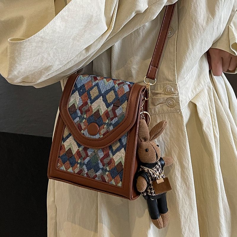 Bolsa transversal vertical de alta qualidade da moda 2024, bolsa de ombro com nicho para celular xadrez para mulheres_voghion.com