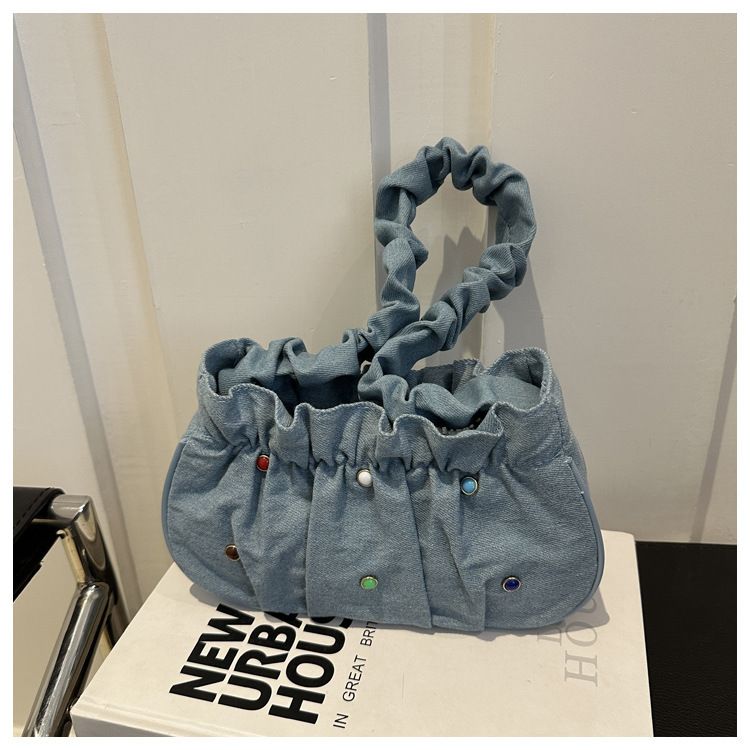Small And Minimalist Personalized For Women 2024 New Commuter Wrinkle Underarm Versatile Casual Instagram Cloud Shoulder_voghion.com