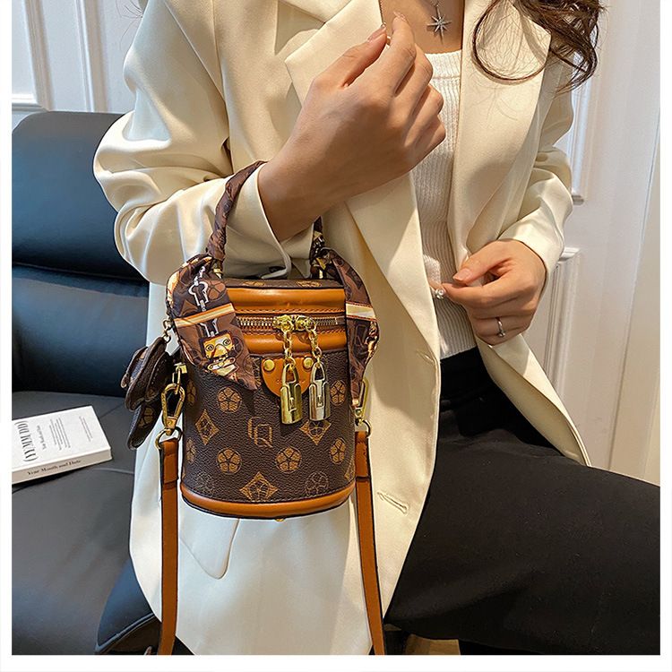 Borsa a secchiello stampata per donna 2024 borsa alla moda borsa a tracolla cilindrica versatile tendenza_voghion.com