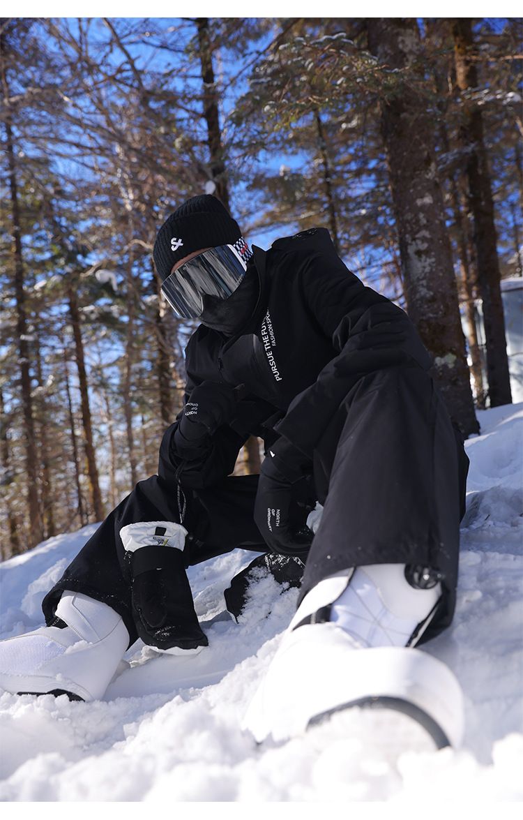 24 Winter Outdoor Waterproof Ski Suit Set Couple Style Warm Two-Piece Mountaineering Jacket_voghion.com