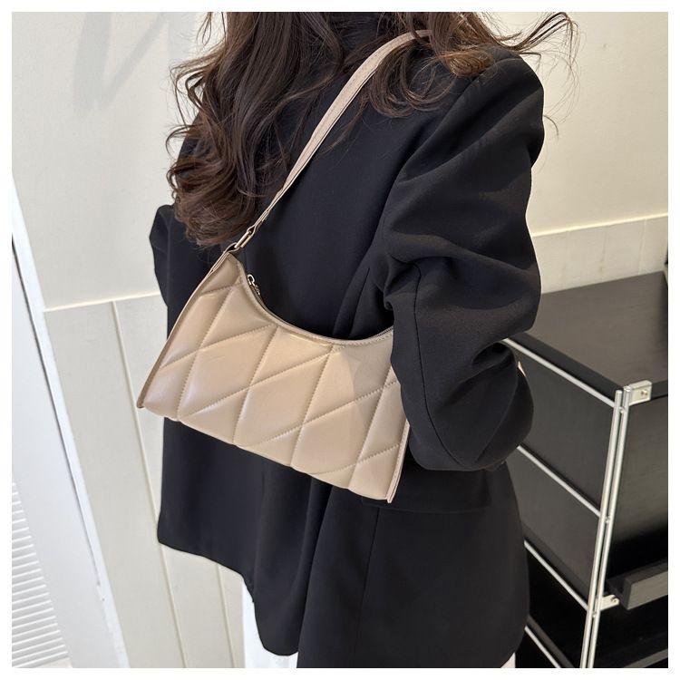Women's niche trend shoulder bag casual commuter handbag fashionable simple underarm bag_voghion.com