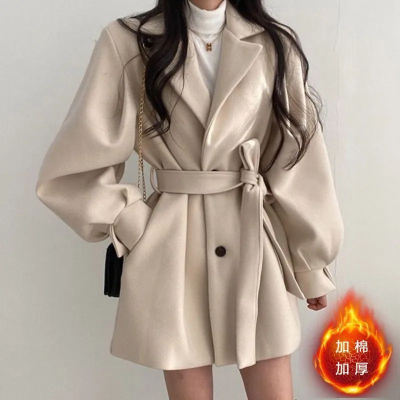 2025 Herbst-Winter-Anzugmantel mit Krawattenkragen, Taillengürtel, Laternenärmeln, zierliche Wolljacke für Damen_voghion.com