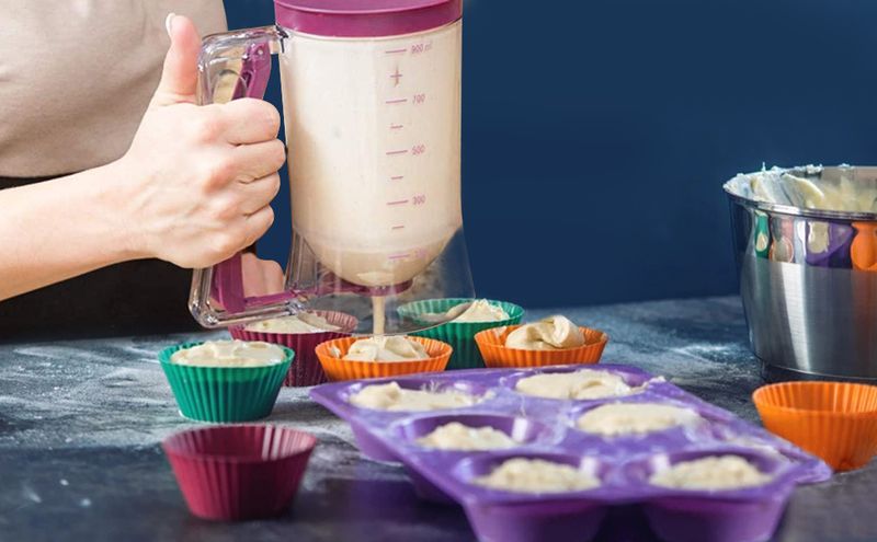 1 peça dispensador de massa dobrável perfeito para cupcakes, panquecas, waffles, muffins, utensílios de cozinha essenciais para casa_voghion.com