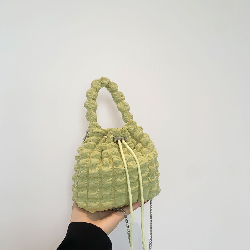 Trendy Ruched Handbag 2024 Spring New Versatile Ins Chain Shoulder Crossbody Bucket Bag For Women_voghion.com