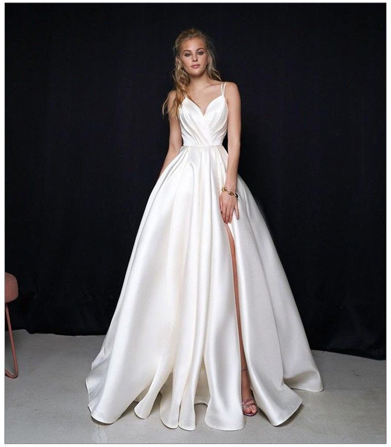 Elegantes Satin-Brautkleid mit kleiner Schleppe, trägerloses A-Linien-Kleid für Brautpartys, Abendbankette und besondere Anlässe_voghion.com