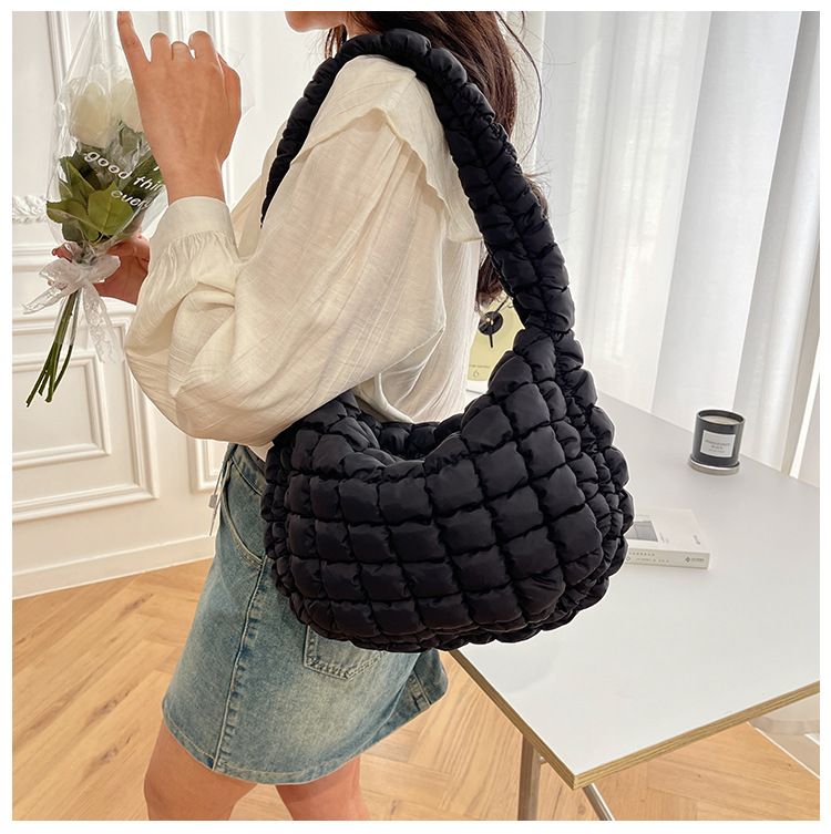 Borsa a tracolla elegante da donna con design antirughe, tessuto Oxford leggero, chiusura con cerniera, dimensioni medie per l'uso quotidiano, borsa Macaron Cloud_voghion.com