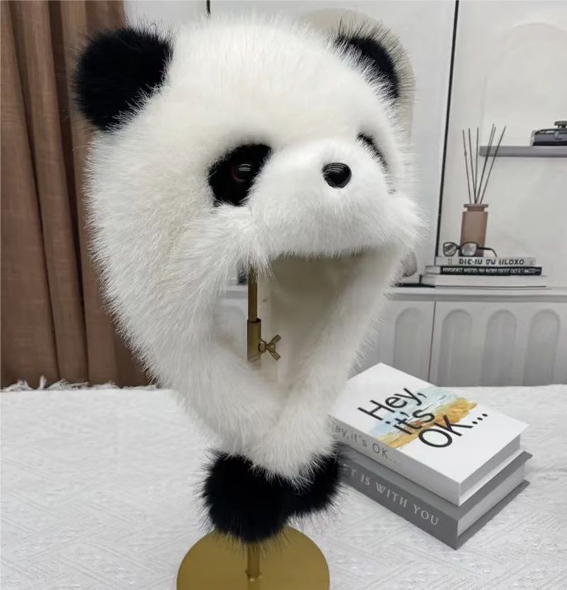 Cappello Lei Feng con protezione per le orecchie, due in uno, a forma di panda, per donne, per esterni, invernali, pelosi, con motivo a cartoni animati_voghion.com