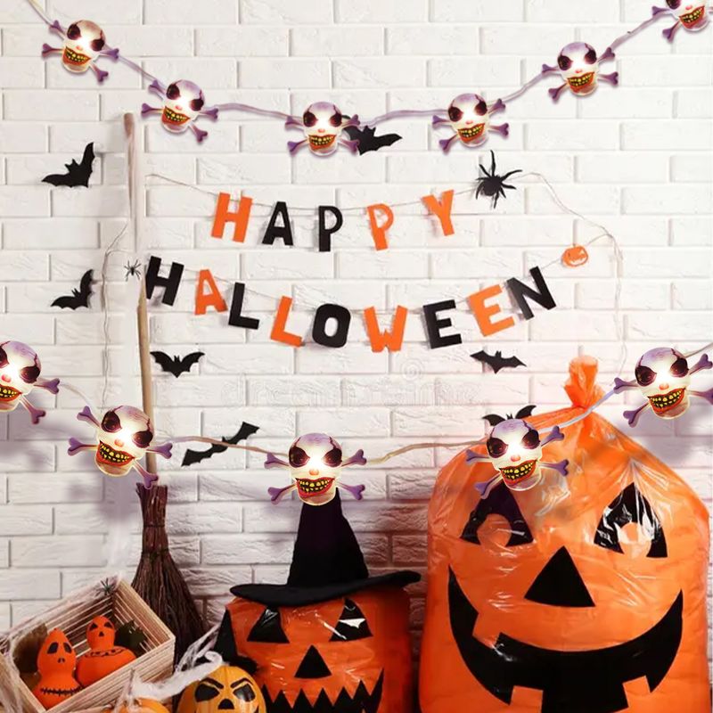 10-LED Skull String Lights For Halloween Party, Escape Room, Indoor Decor - Warm White Light, Battery Powered, Durable Plastic"_voghion.com