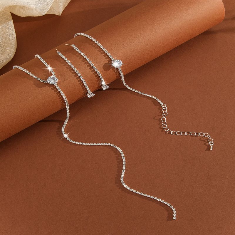 Hip Hop Punk Party Zubehör Halskette Strass Krawatte Hochzeitskleid Trendy Pfeilförmige Herren- und Damenmode Krawatte Halskette Zubehör_voghion.com