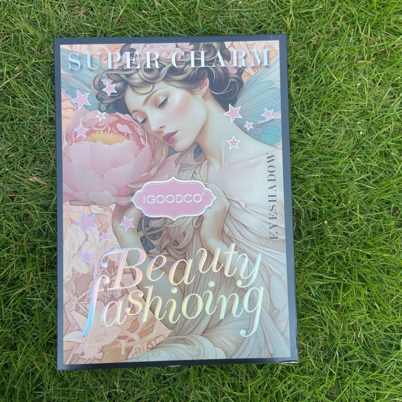 Makeup Sets New 70 Color Sleeping Beauty Pattern Eyeshadow Palette Matte Pearlescent Makeup Palette_voghion.com