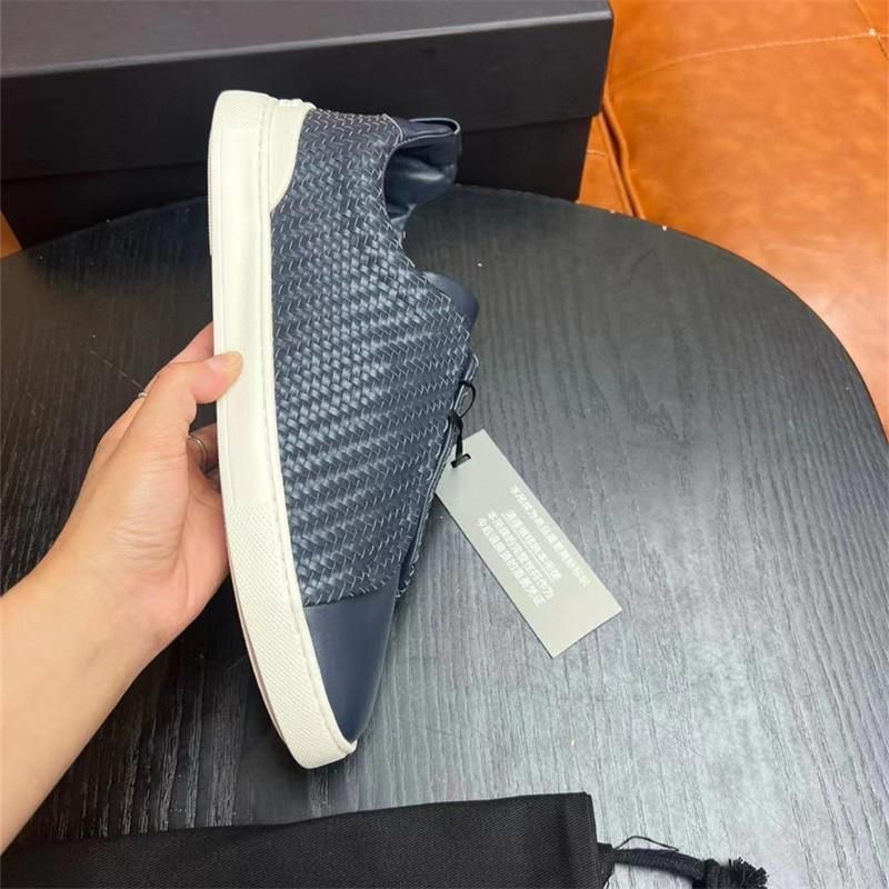 Scarpe da guida comode e comode slip-on in pelle intrecciata nera da uomo, di nuovo stile_voghion.com
