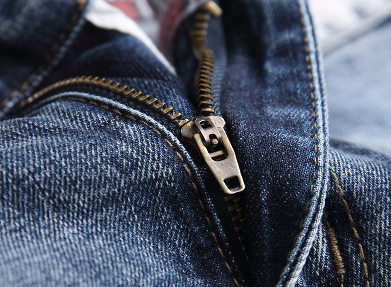 Men's Elastic Slim-Straight Jeans With Hand-Painted Full White Paint Finish, Washed Effect & Custom Towel Embroidery Badge_voghion.com