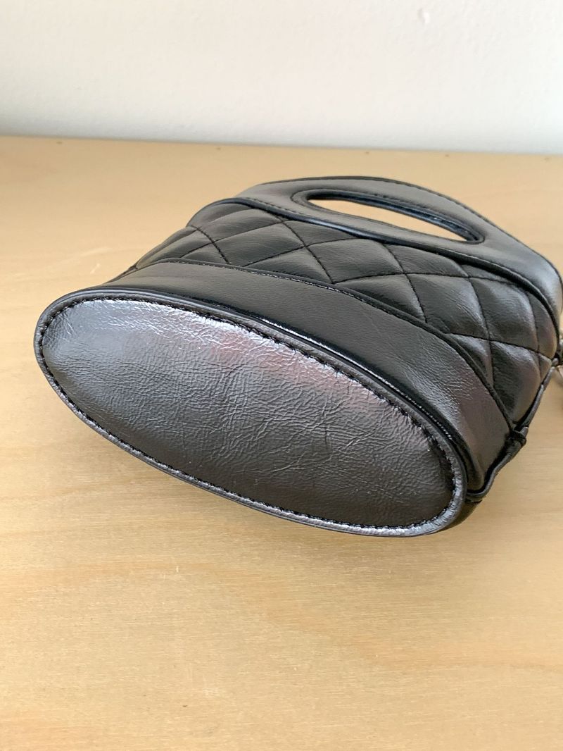 Mini Bag For Women Fashionable Crossbody Headphones Lipstick Mini Niche Rhombus Bag One Shoulder Small Style Chain Bag_voghion.com