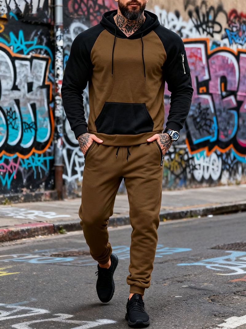 Felpa con cappuccio in pile e jogger in velluto e colori coordinati per uomo - Completo due pezzi a blocchi di colore per sport invernali e abbigliamento casual_voghion.com