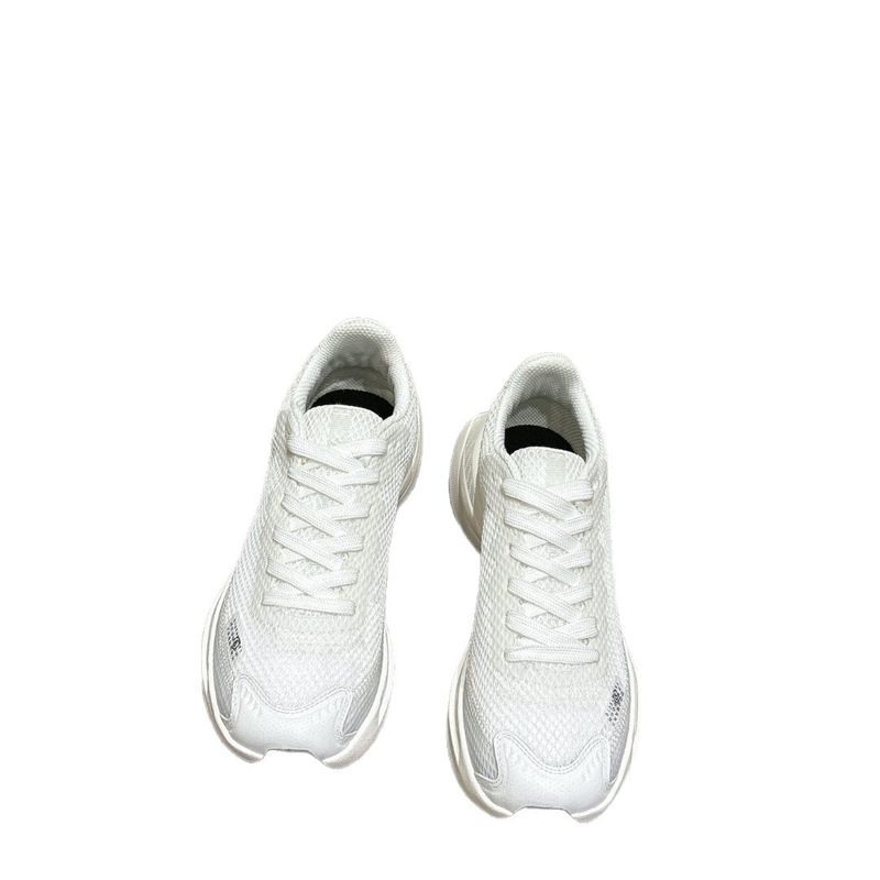 2025 Nuove scarpe da ginnastica da papà con suola spessa e altezza maggiorata da donna, versatili, casual, sportive, in mesh traspirante, per la corsa_voghion.com