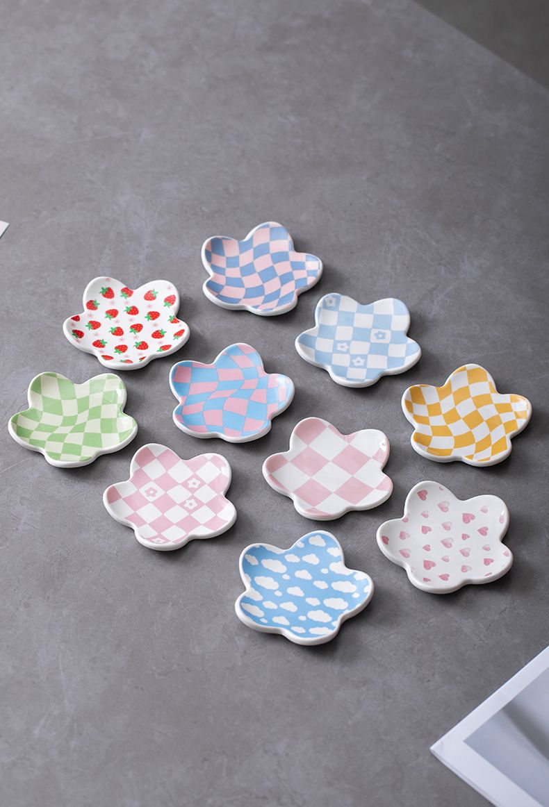 Kreatywny ceramiczny talerz płatkowy prosty koronkowy talerz na owoce małe naczynie do przechowywania biżuterii dekoracja stołu talerz_voghion.com