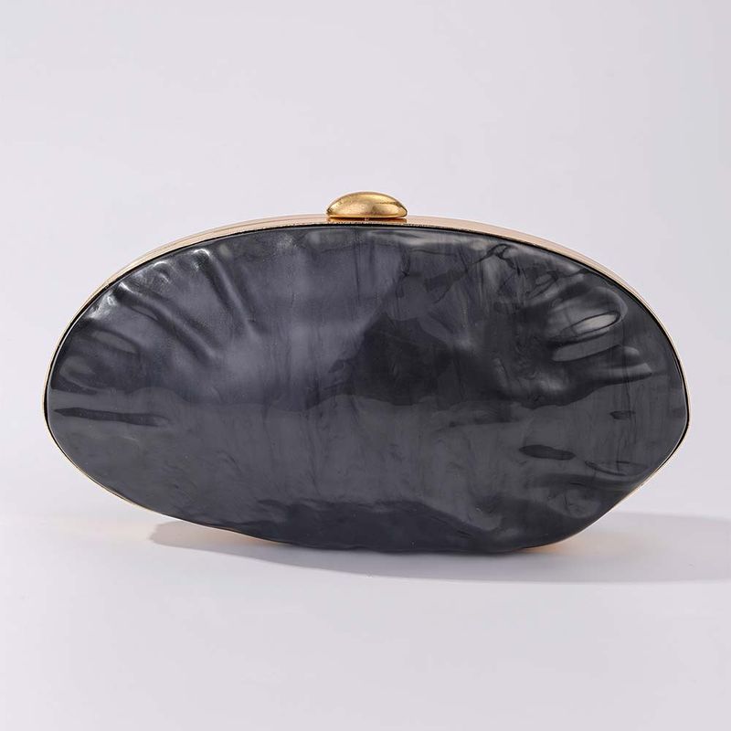 Pochette in acrilico di ispirazione vintage con conchiglia: elegante borsa a tracolla ovale per matrimoni, feste serali e outfit boho chic_voghion.com