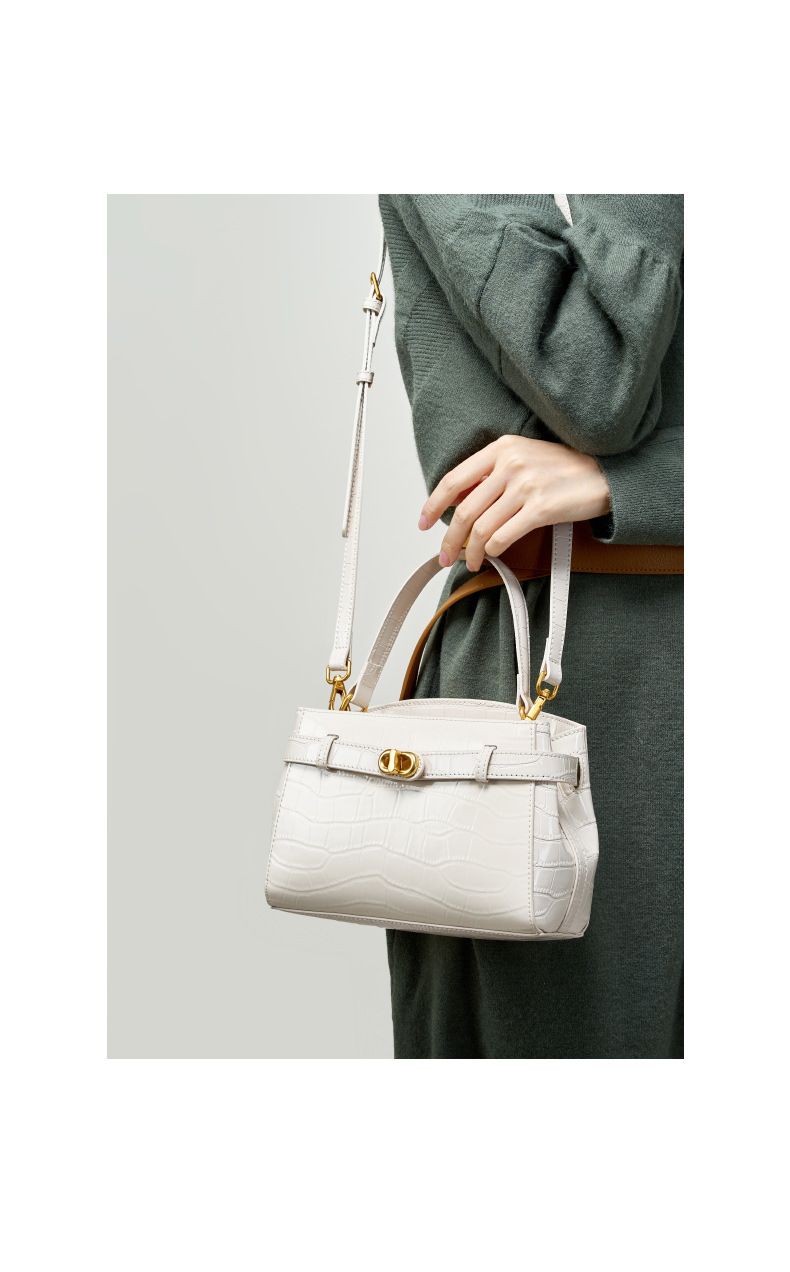 Large Size Women's High End Crocodile Pattern Lock Small Square Bag New Genuine Leather Handbag Commuter Messenger Bag_voghion.com